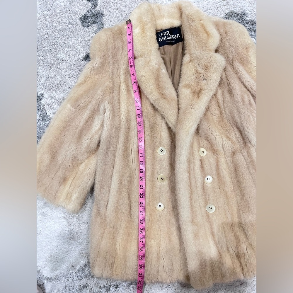 Gorgeous Vintage 70's Genuine Natural tan cream Mink Coat - Picture 6 of 7